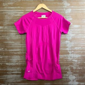 Athleta Finish Fast Hot Pink Ruched Tee Shirt Logo Workout Running
